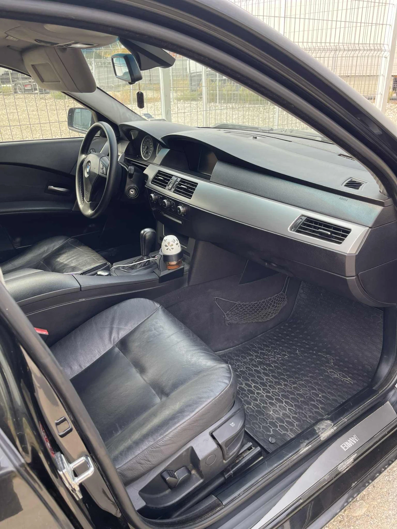 BMW 530, снимка 2 - Автомобили и джипове - 55694664