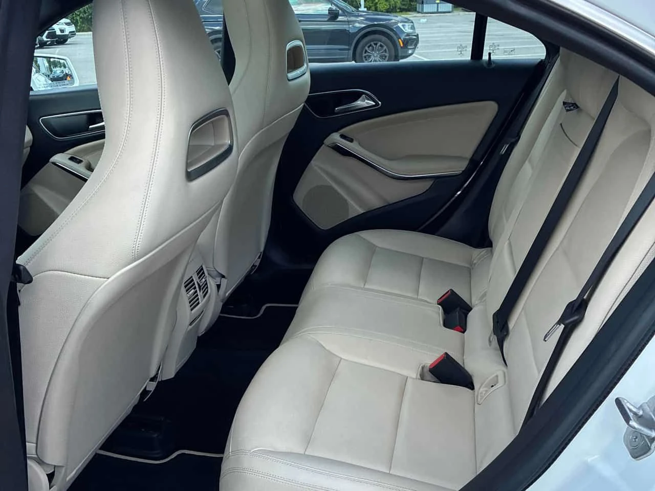 Mercedes-Benz CLA 250  * CARFAX * ��� ������������ ������ | Mobile.bg � ����������� 16