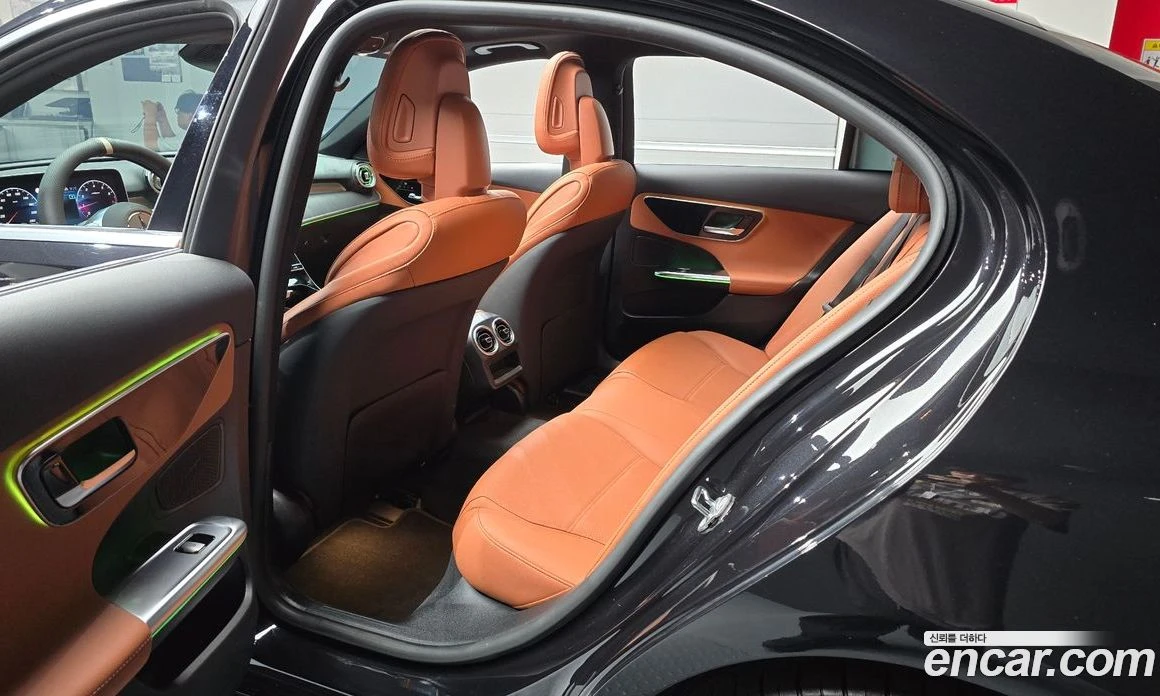 Mercedes-Benz C 300 C300 4MATIC Avantgarde, снимка 17 - Автомобили и джипове - 56122745