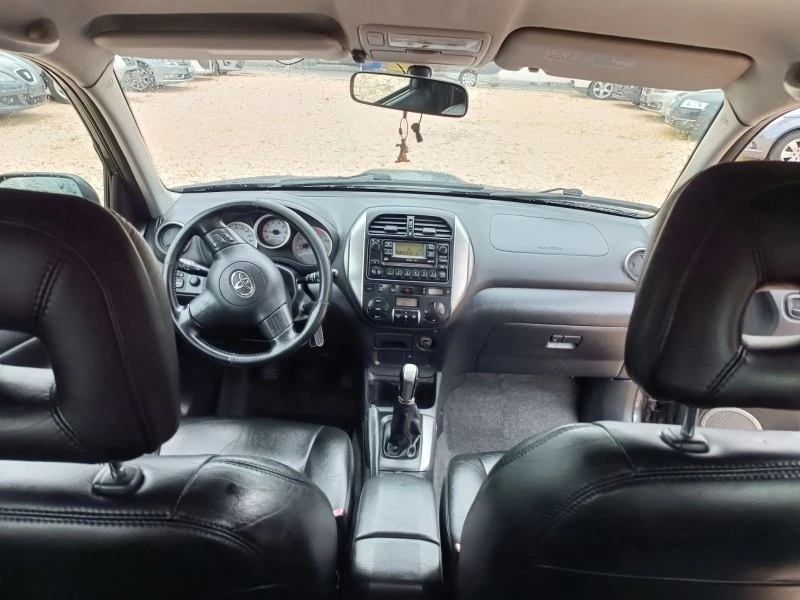 Toyota Rav4, снимка 13 - Автомобили и джипове - 45807641