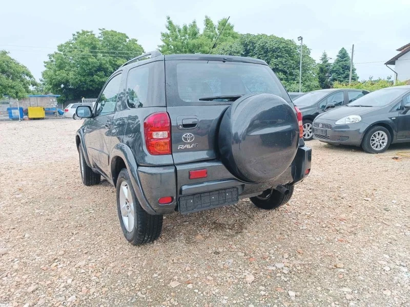 Toyota Rav4, снимка 5 - Автомобили и джипове - 45807641