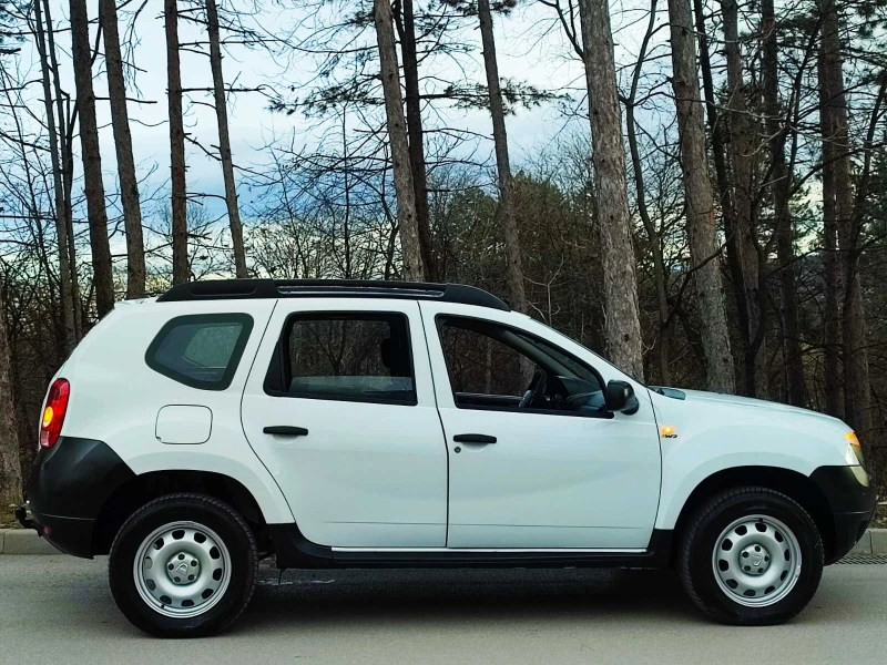 Dacia Duster 1.6-Swiss, снимка 8 - Автомобили и джипове - 48784973