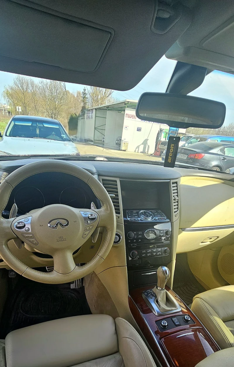 Infiniti Fx 30 Premium s, снимка 7 - Автомобили и джипове - 52247232