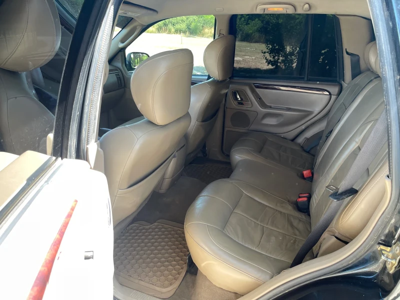 Jeep Grand cherokee 2.7 CRD, снимка 8 - Автомобили и джипове - 50992365