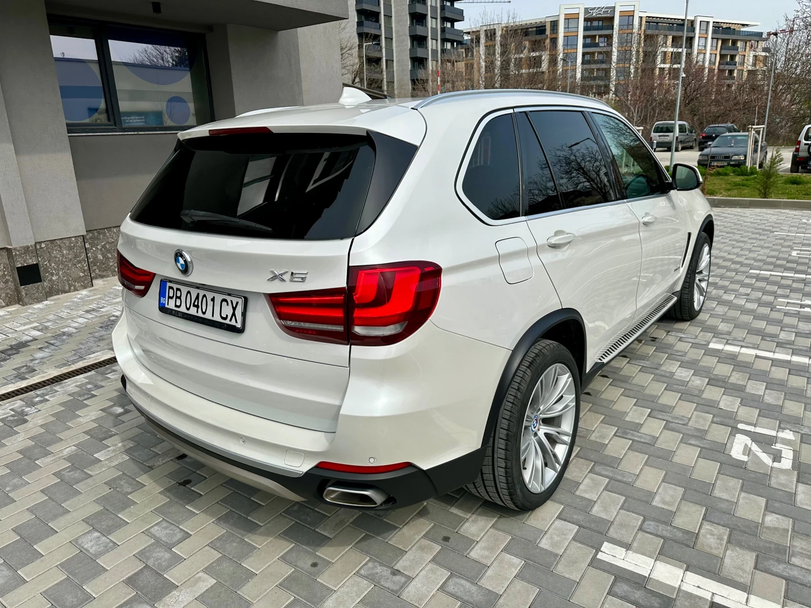 BMW X5 xDrive 40d B&O - изображение 6