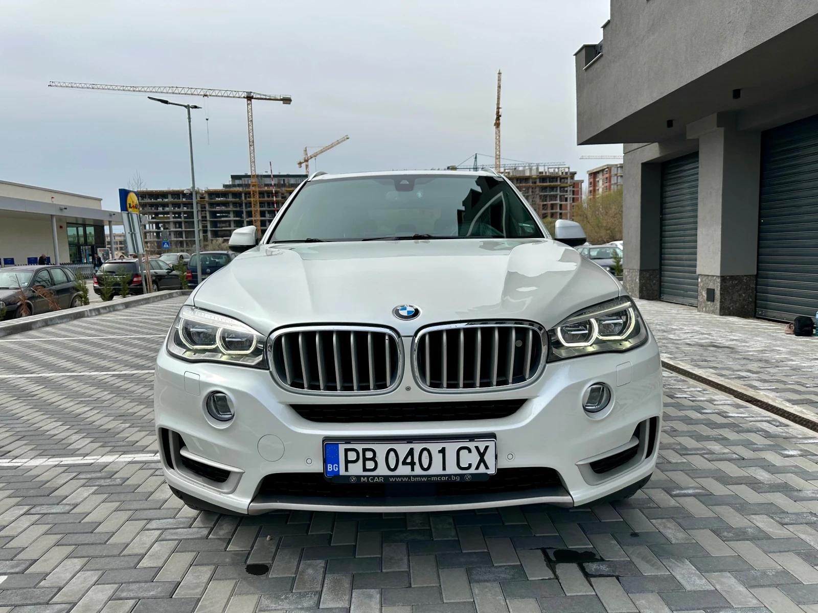 BMW X5 xDrive 40d B&O - изображение 4