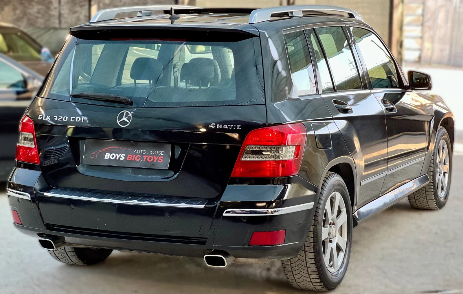 Mercedes-Benz GLK 320CDI* 4Matic* Панорама* F1* Черен* 4х4* Уникат*  - изображение 7