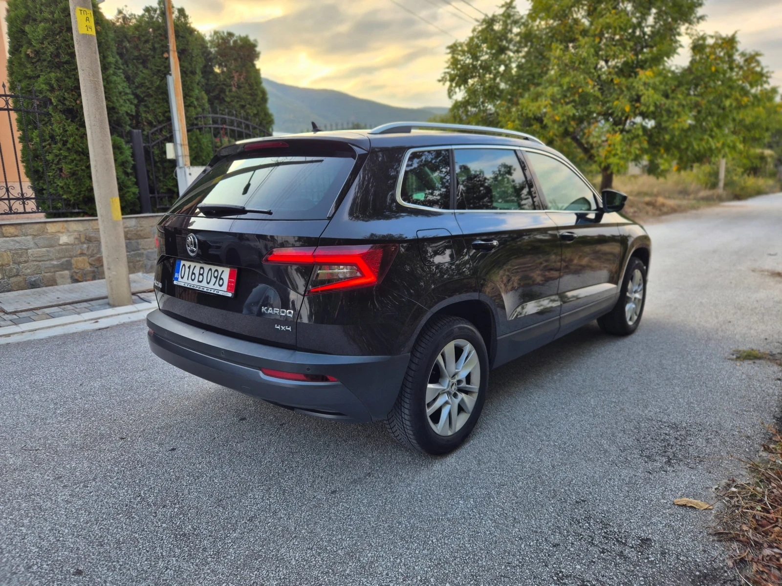 Skoda Karoq 2.0D-150кс/4x4 - изображение 4
