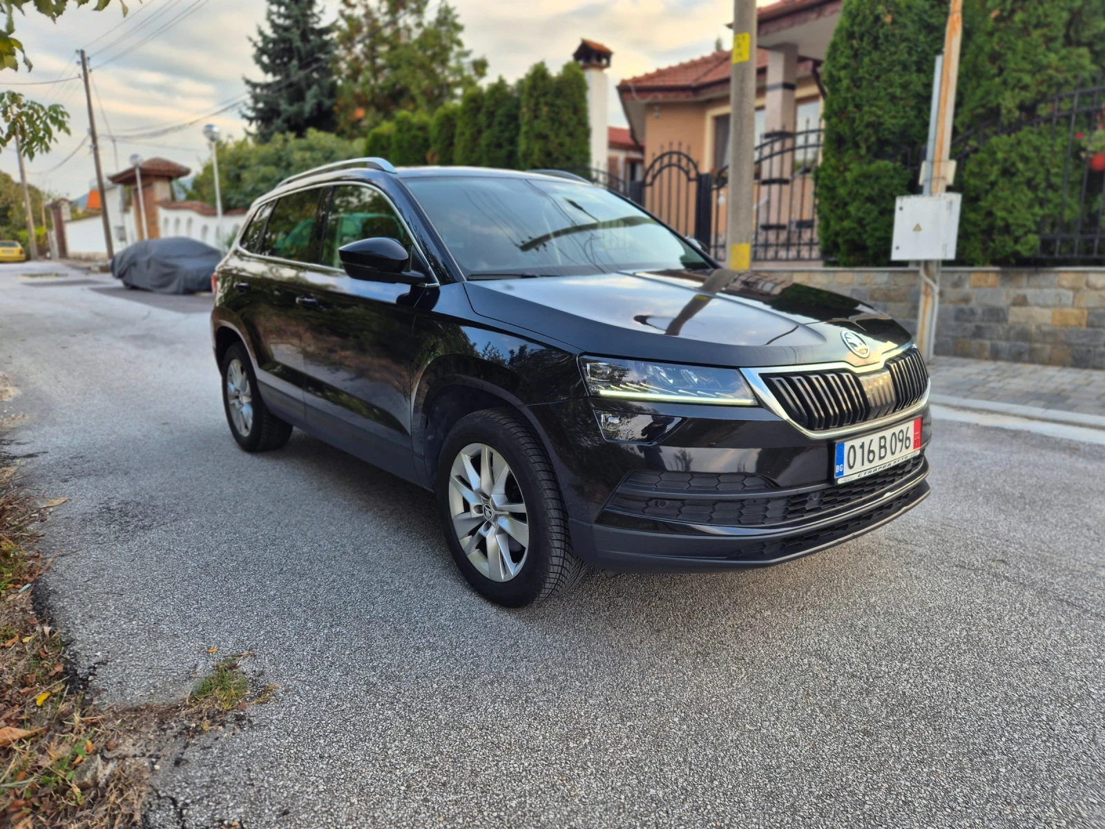 Skoda Karoq 2.0D-150кс/4x4 - изображение 2