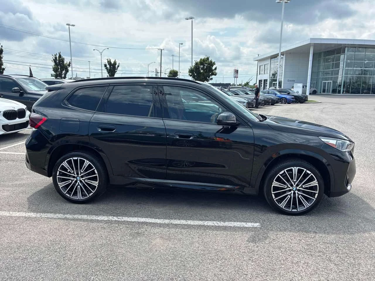 BMW X1 xDrive28i M SPORT | CARFAX | АВТОКРЕДИТ , снимка 4 - Автомобили и джипове - 55483097