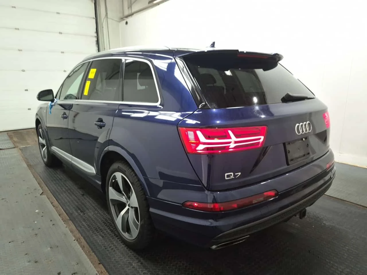 Audi Q7 * TECHNIK * CARFAX * Без инциденти * 63k km!!!, снимка 5 - Автомобили и джипове - 55550854