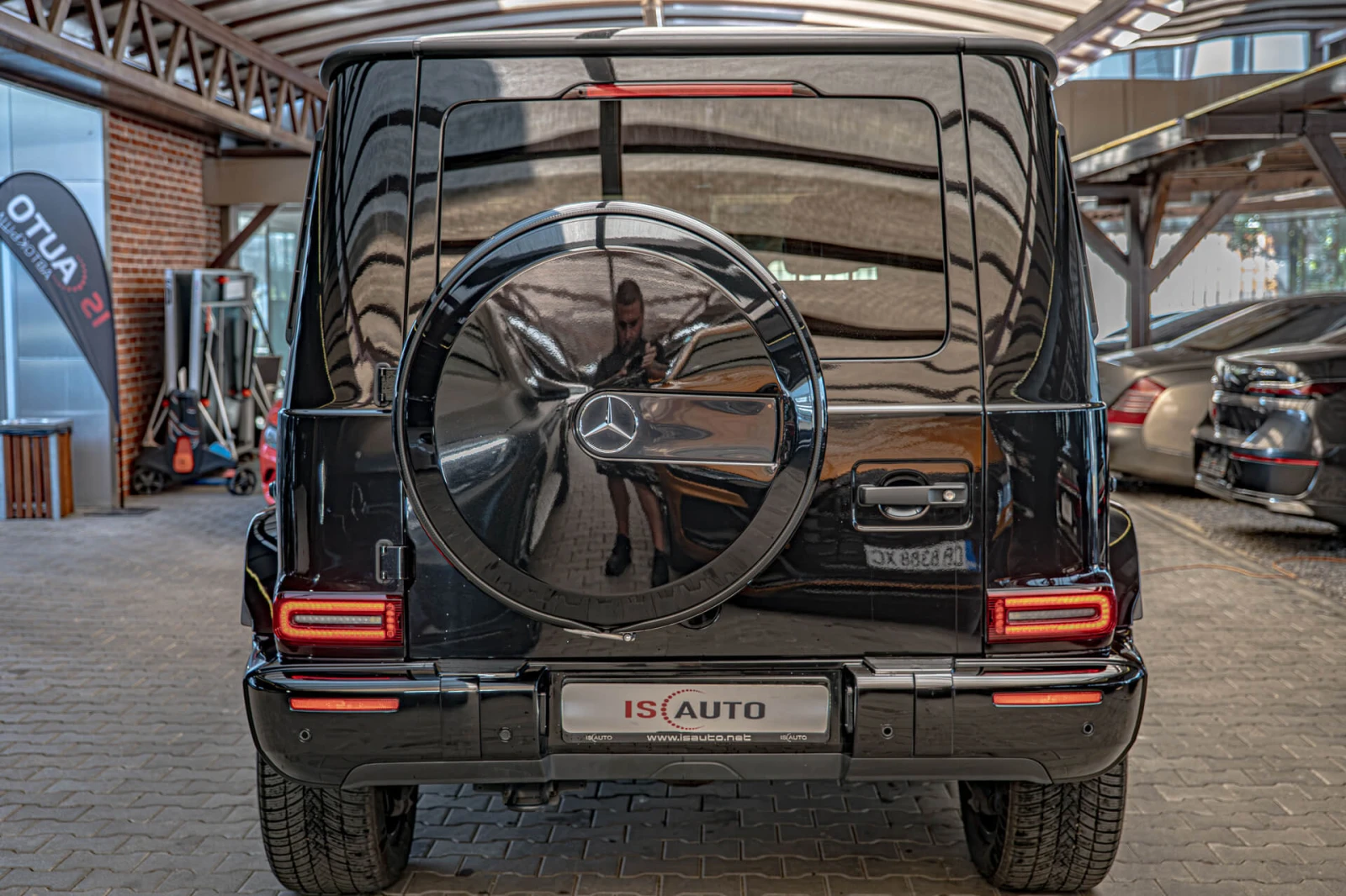 Mercedes-Benz G 500 V8 AMG/Designo/Burmester/Обдухване/Шибедах/Алканта, снимка 4 - Автомобили и джипове - 55568262