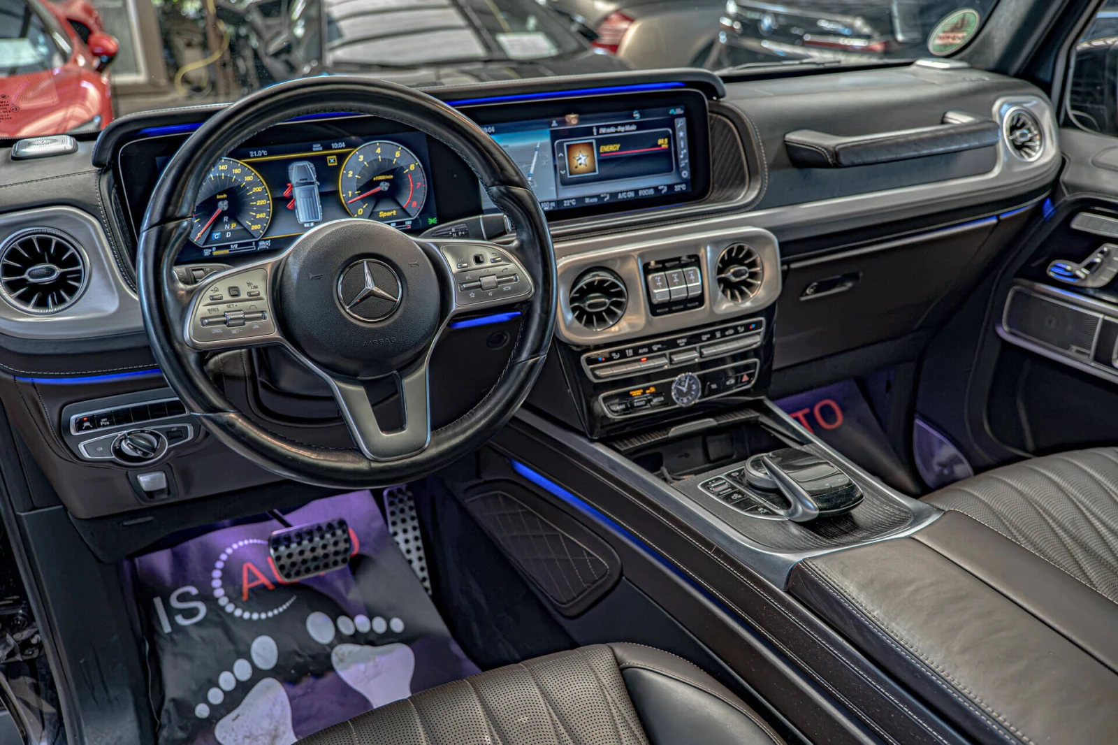 Mercedes-Benz G 500 V8 AMG/Designo/Burmester/Обдухване/Шибедах/Алканта, снимка 10 - Автомобили и джипове - 55568262