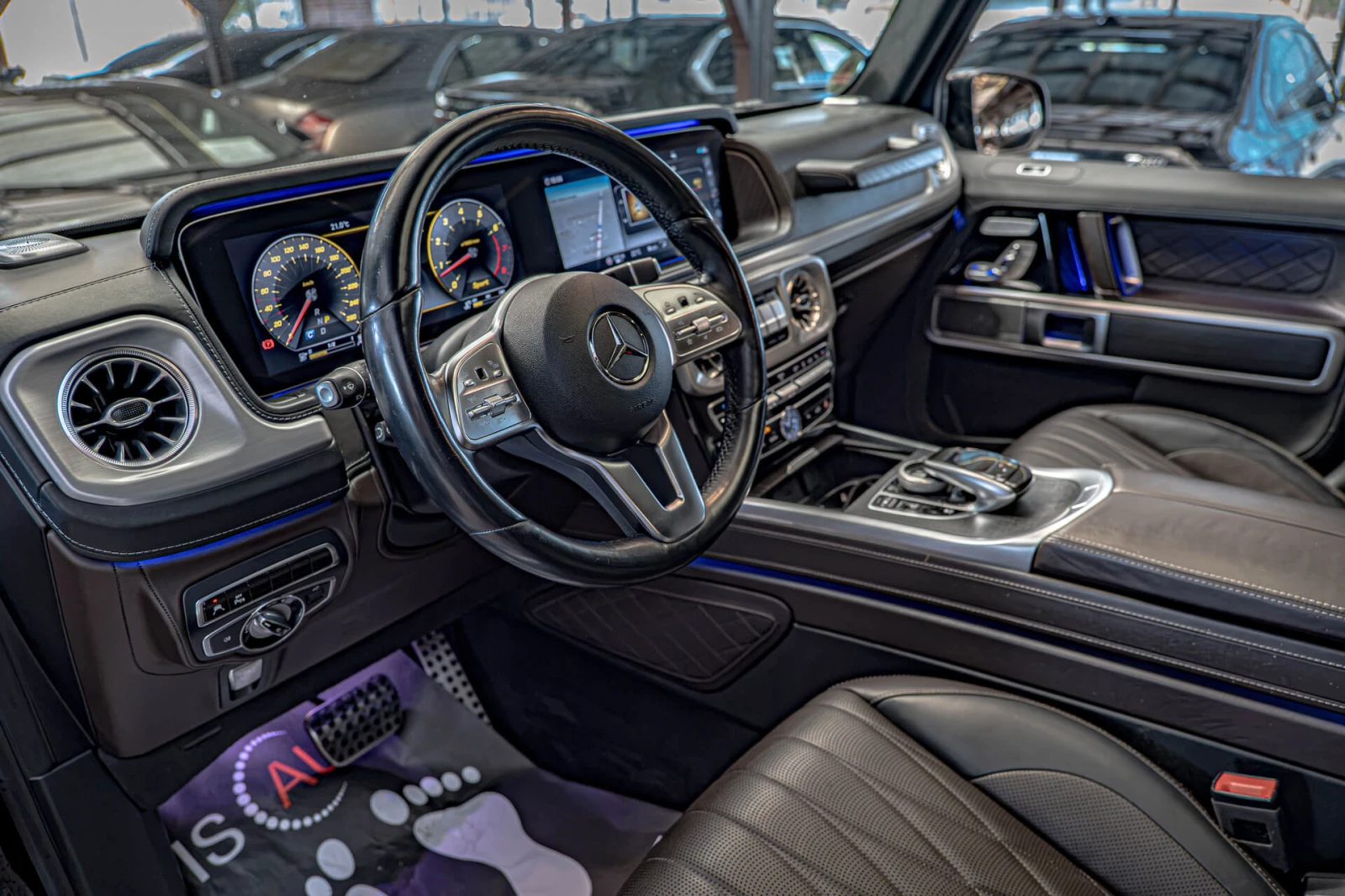 Mercedes-Benz G 500 V8 AMG/Designo/Burmester/Обдухване/Шибедах/Алканта, снимка 7 - Автомобили и джипове - 55568262