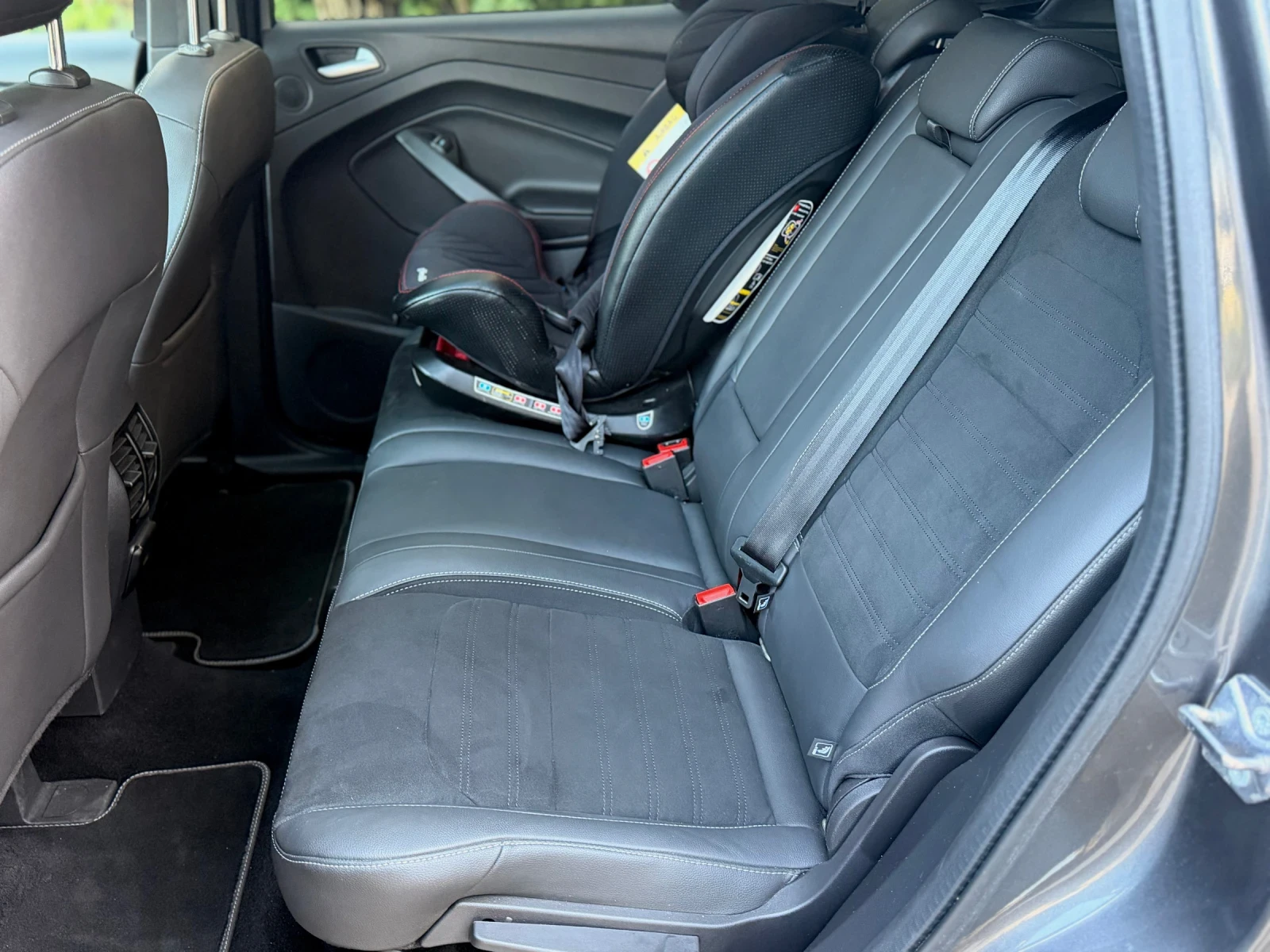 Ford Kuga FORD KUGA ST LINE X, снимка 8 - Автомобили и джипове - 55878376
