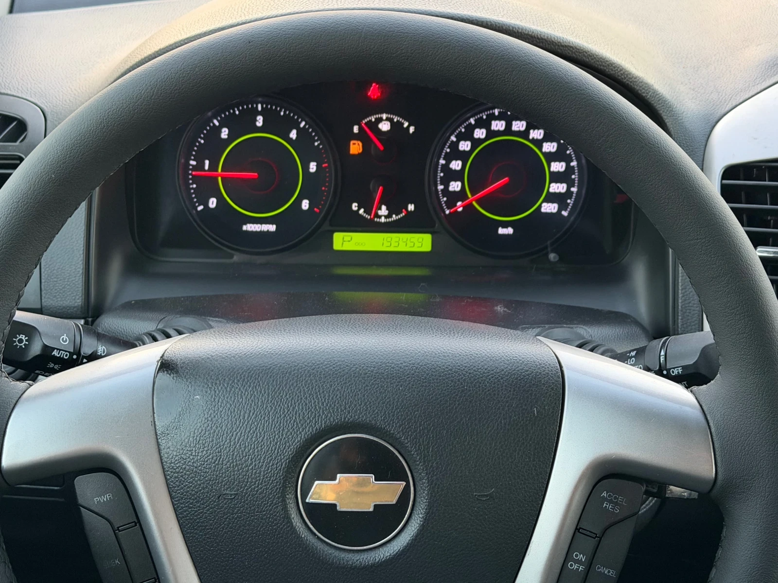Chevrolet Captiva 2.0VCDI 4x4 6+ 1 АВТОМАТ, снимка 12 - Автомобили и джипове - 55984729