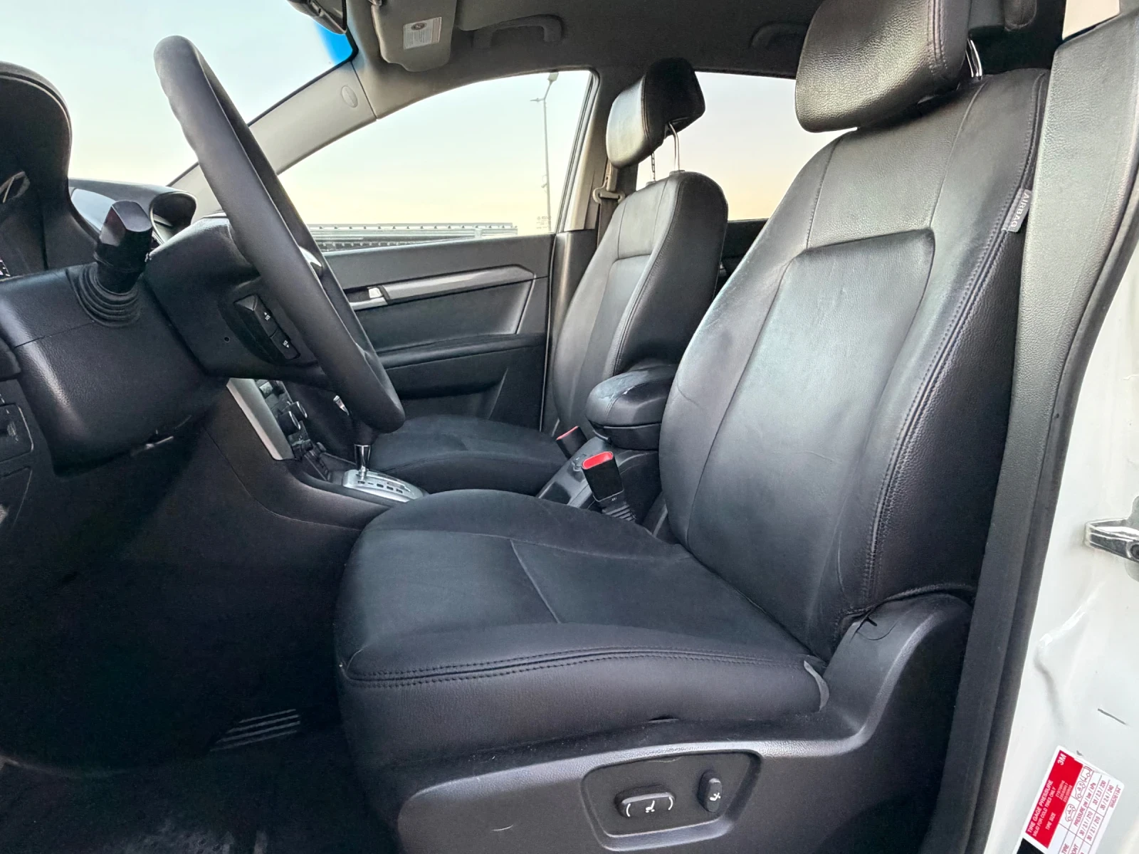 Chevrolet Captiva 2.0VCDI 4x4 6+ 1 АВТОМАТ, снимка 8 - Автомобили и джипове - 55984729
