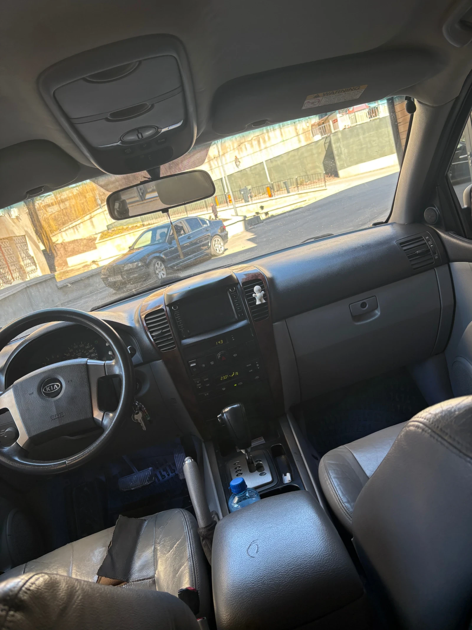 Kia Sorento 2.5CRDI, снимка 13 - Автомобили и джипове - 56149279