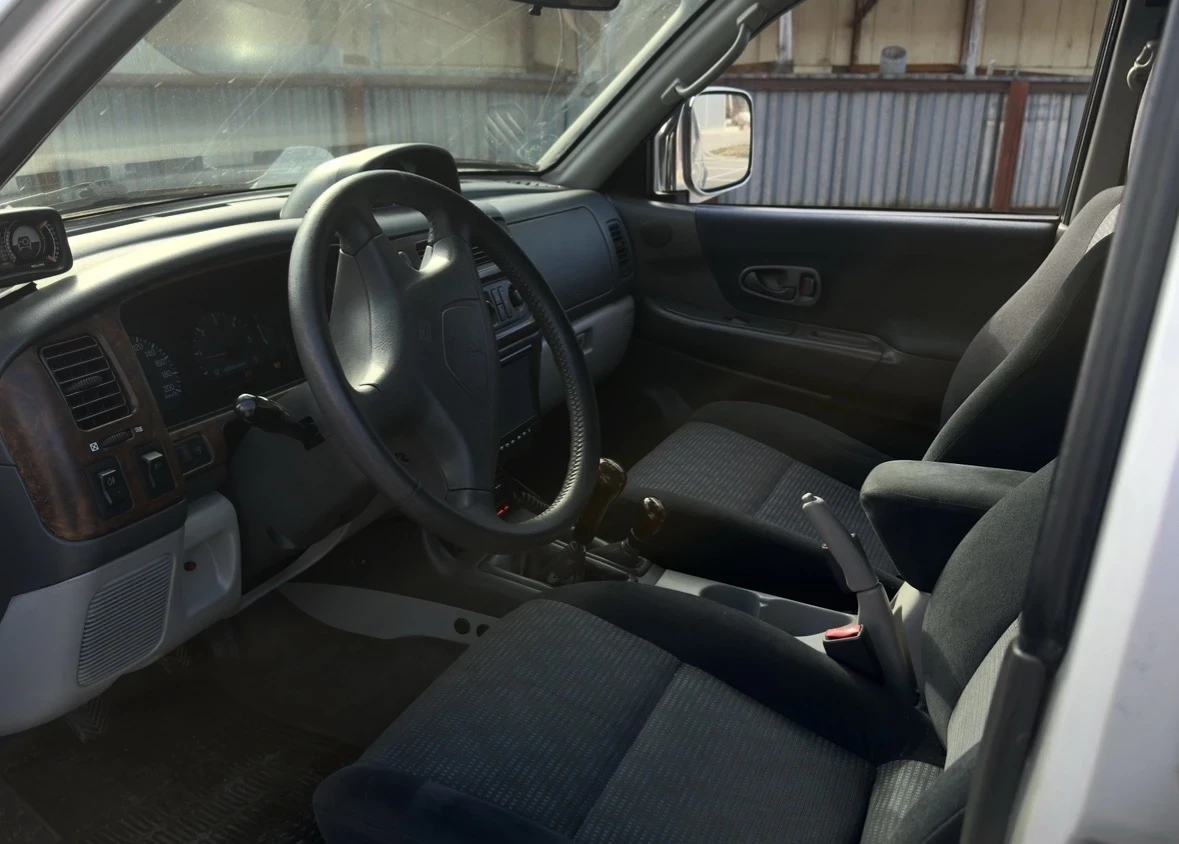 Mitsubishi Pajero sport, снимка 4 - Автомобили и джипове - 56721743