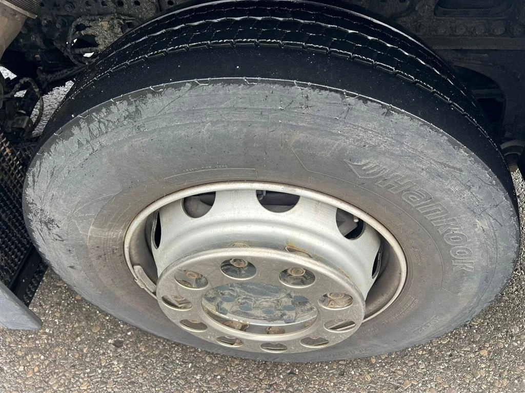 Mercedes-Benz Actros 1843 Борд, сервизна книжка, снимка 13 - Камиони - 54200281