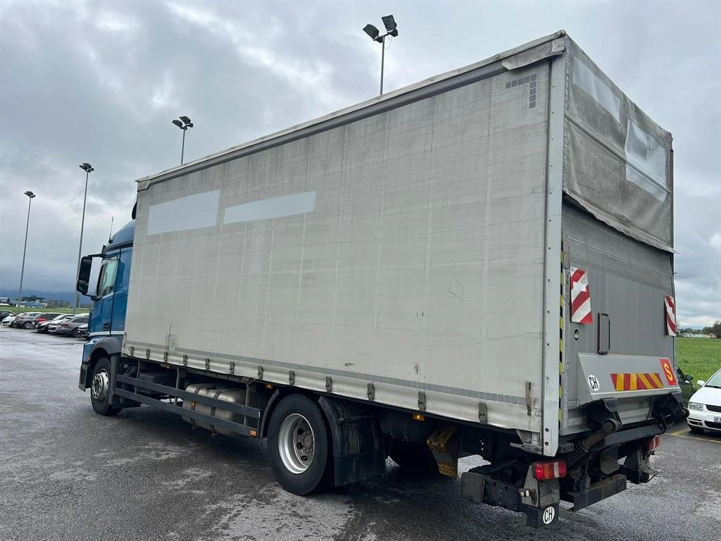 Mercedes-Benz Actros 1843 Борд, сервизна книжка, снимка 3 - Камиони - 54200281