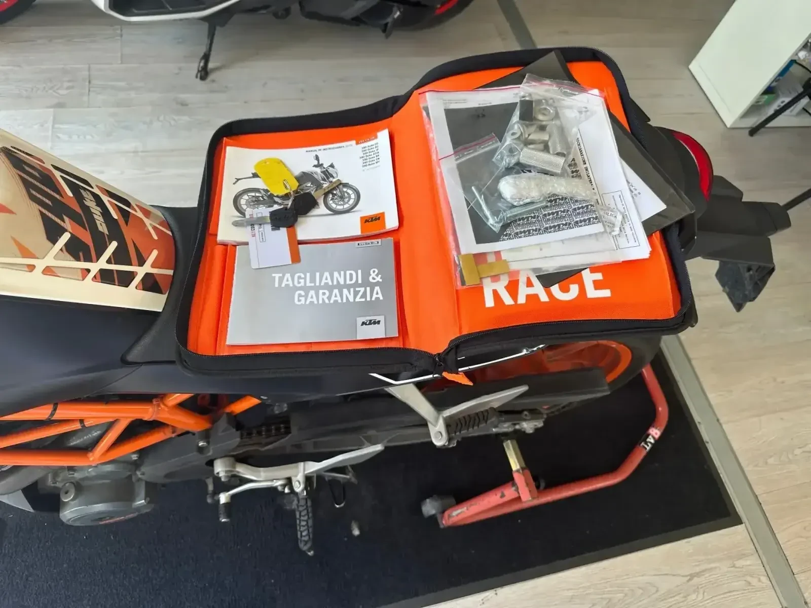 Ktm Duke 390 ABS, кат. A2 - изображение 10