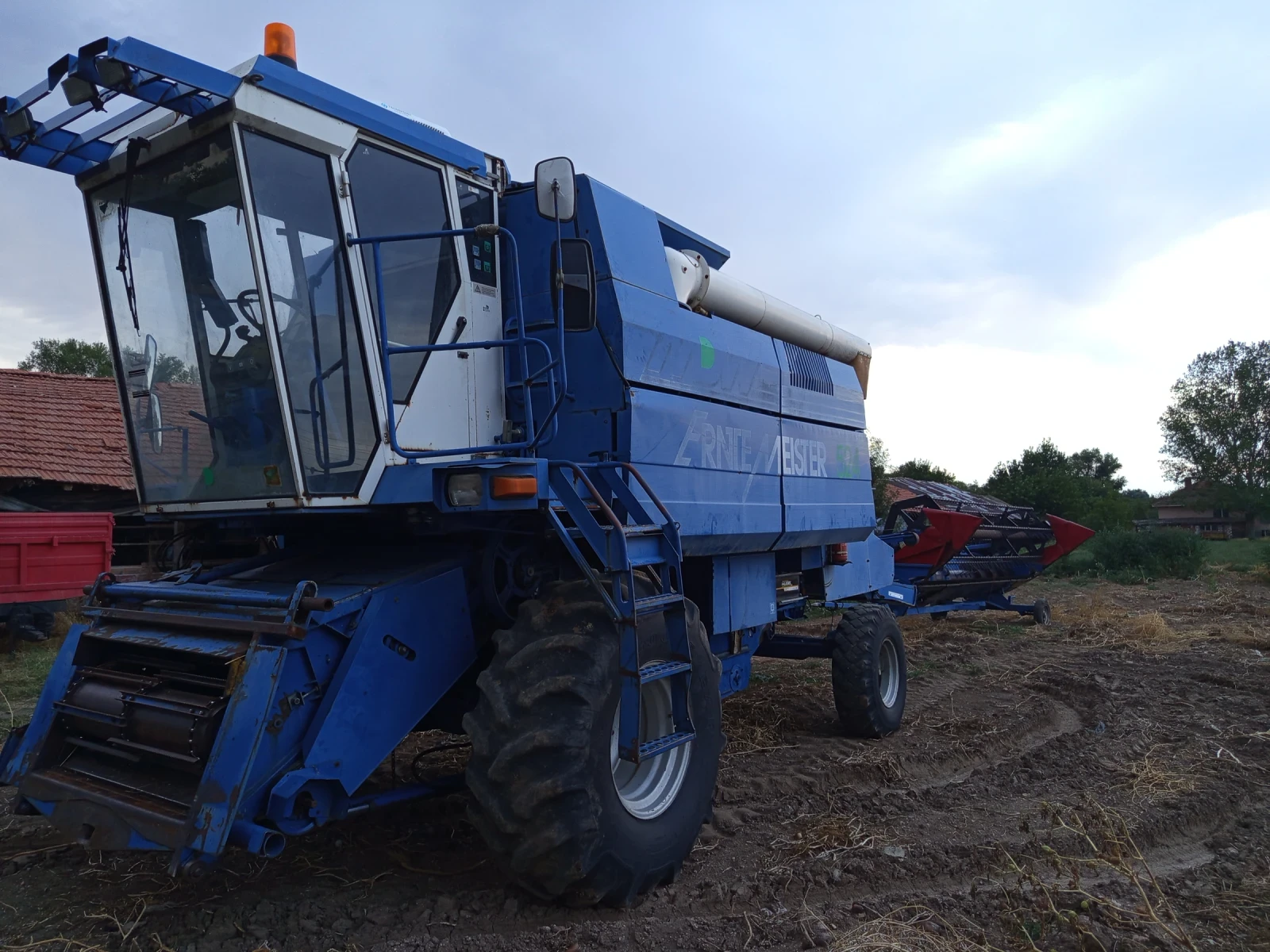 Комбайн Fortschritt Е 524, снимка 3 - Селскостопанска техника - 54074538