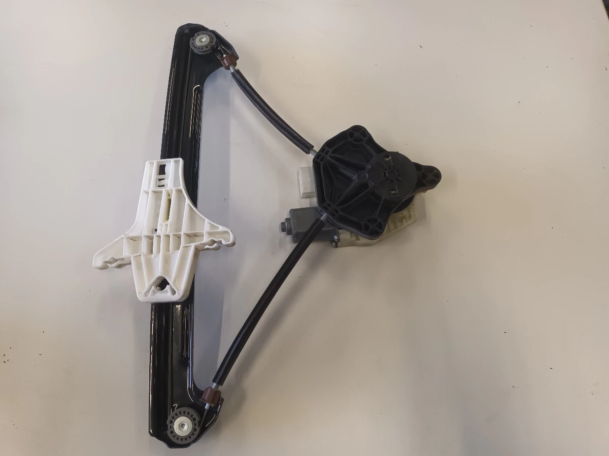 Ел машинка стъкло,стъклоповдигач задна лява фолксваген голф 7 1.5тги