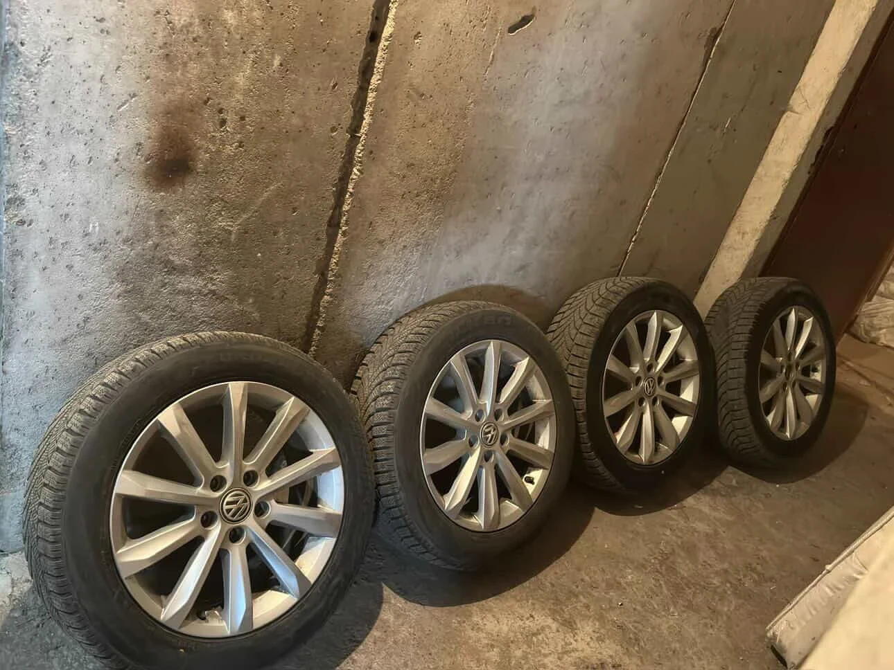 Гуми с джанти Falken 215/55R17
