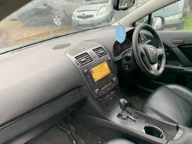 Toyota Avensis 2.2 D-CAT 150к.с Автомат  НА ЧАСТИ, снимка 13