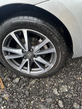 Toyota Avensis 1. 8 Valvematic 147 к. с, автоматик НА ЧАСТИ, снимка 8
