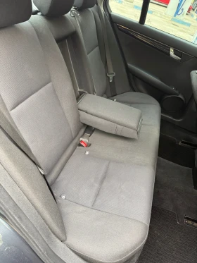 Mercedes-Benz C 180, снимка 8