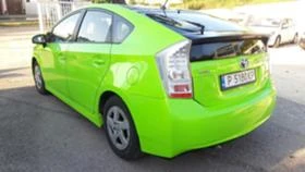     Toyota Prius 10 . !!! 3 !!!. 