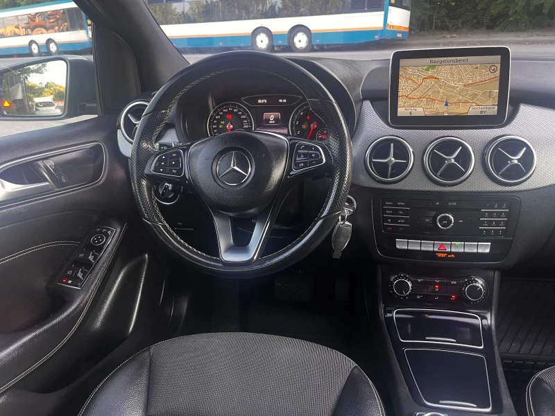 Mercedes-Benz B 220 220 LUKS AMG, снимка 13 - Автомобили и джипове - 46485219