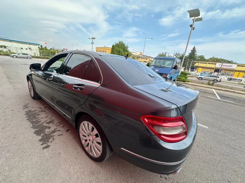 Mercedes-Benz C 320 БАРТЕР* 3.0CDI* 7G* КОЖА* , снимка 5 - Автомобили и джипове - 46663820