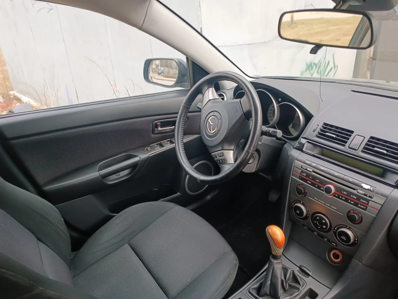 Mazda 3 1.6, снимка 5 - Автомобили и джипове - 49084102