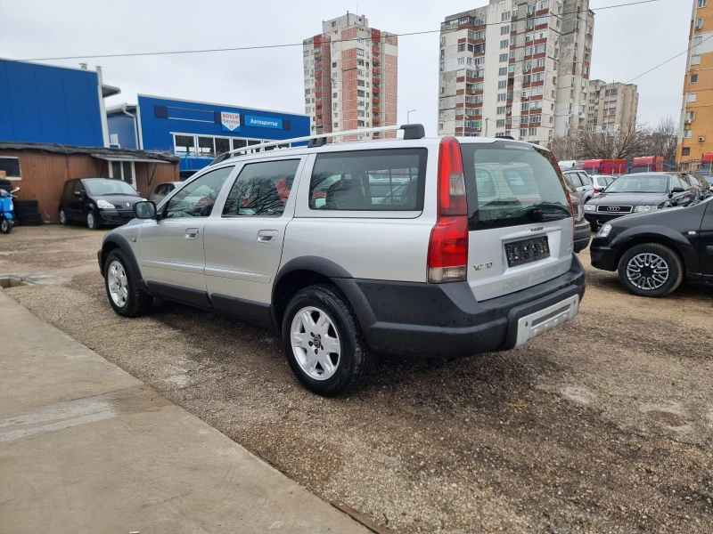 Volvo Xc70 2.4D5, снимка 4 - Автомобили и джипове - 49326456