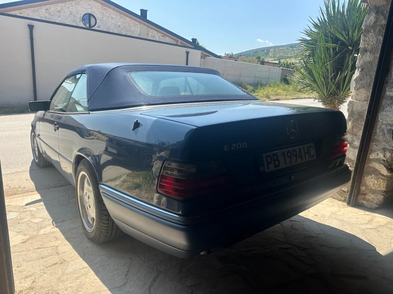 Mercedes-Benz 124 E200 124, снимка 4 - Автомобили и джипове - 50864276