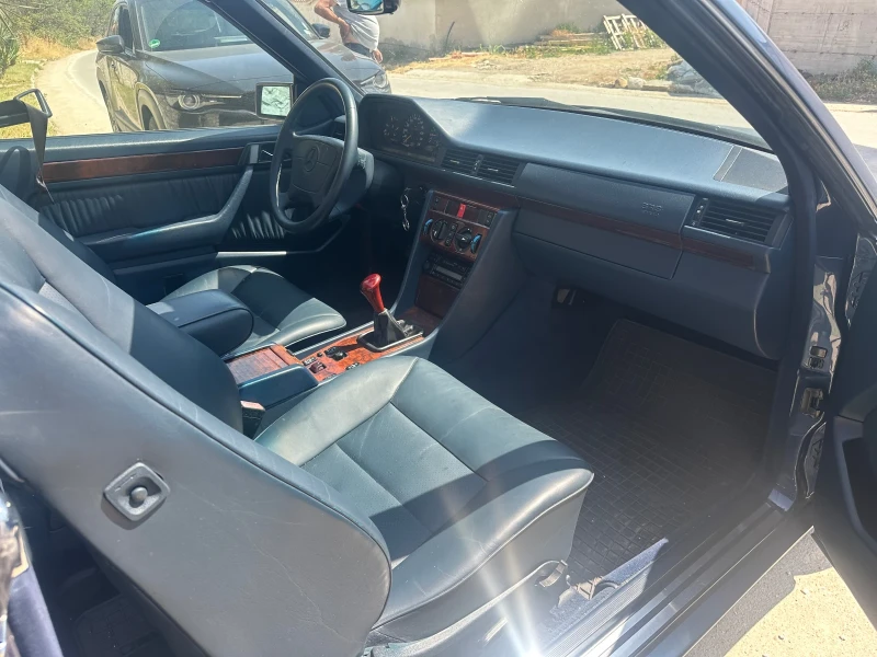 Mercedes-Benz 124 E200 124, снимка 9 - Автомобили и джипове - 50864276