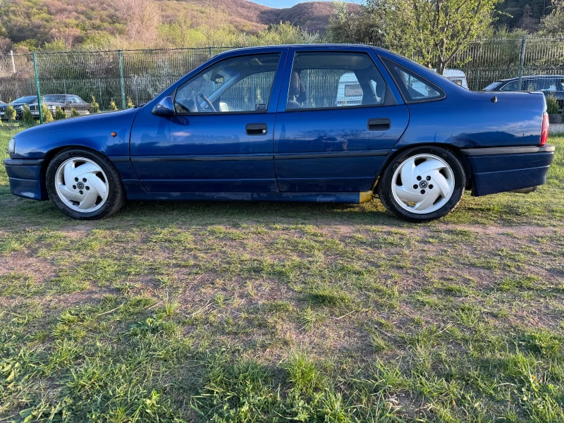 Opel Vectra Turbo 4x4 6 скорости, снимка 2 - Автомобили и джипове - 52744289