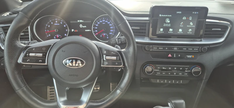 Kia Pro ceed 1.4, снимка 10 - Автомобили и джипове - 53009461