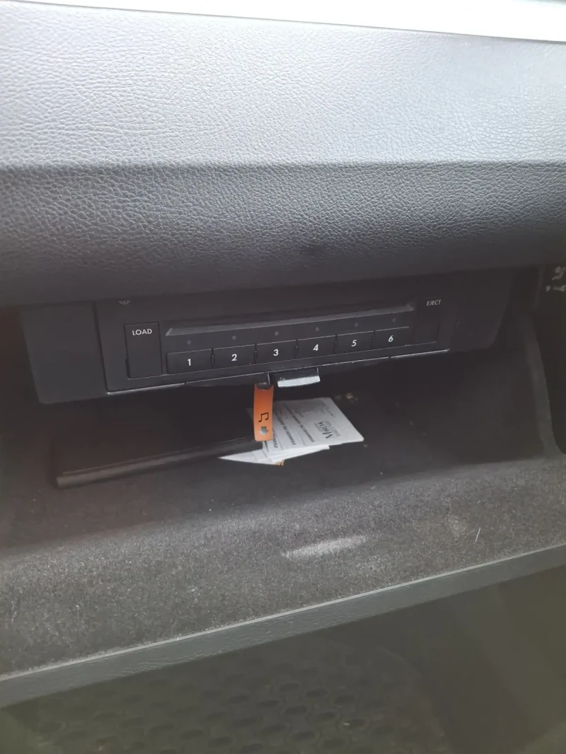 VW Passat B6, снимка 11 - Автомобили и джипове - 53107964