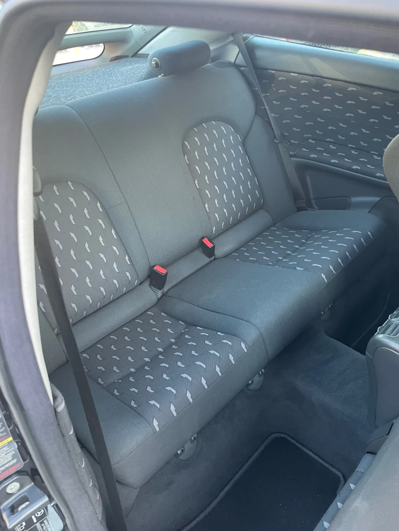 Mercedes-Benz C 200 Kompressor, снимка 8 - Автомобили и джипове - 53126835