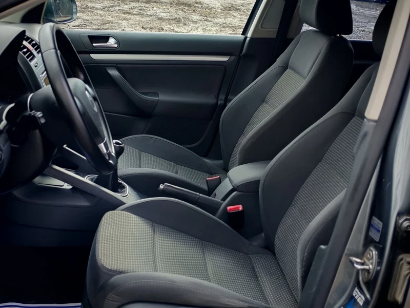 VW Golf 1.9TDI(105)* VARIANT* НОВ ВНОС* , снимка 13 - Автомобили и джипове - 53392290
