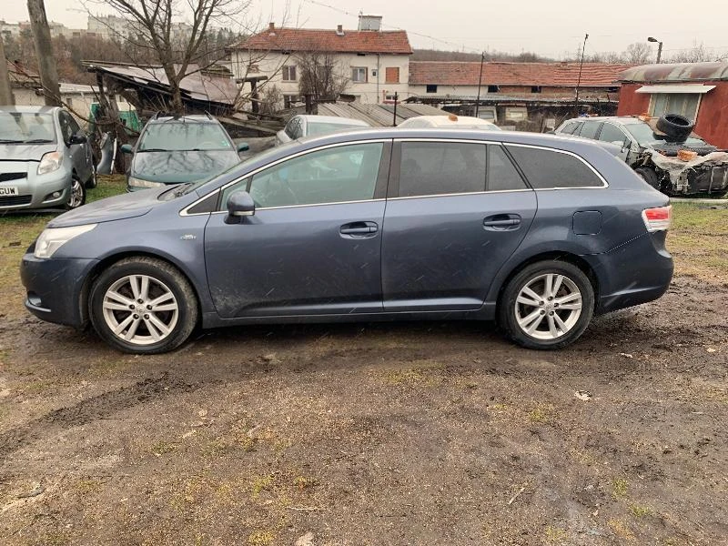 Toyota Avensis 2.2 D-CAT 150к.с Автомат  НА ЧАСТИ, снимка 7 - Автомобили и джипове - 41260156