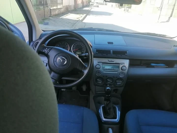 Mazda 2, снимка 1 - Автомобили и джипове - 49599341