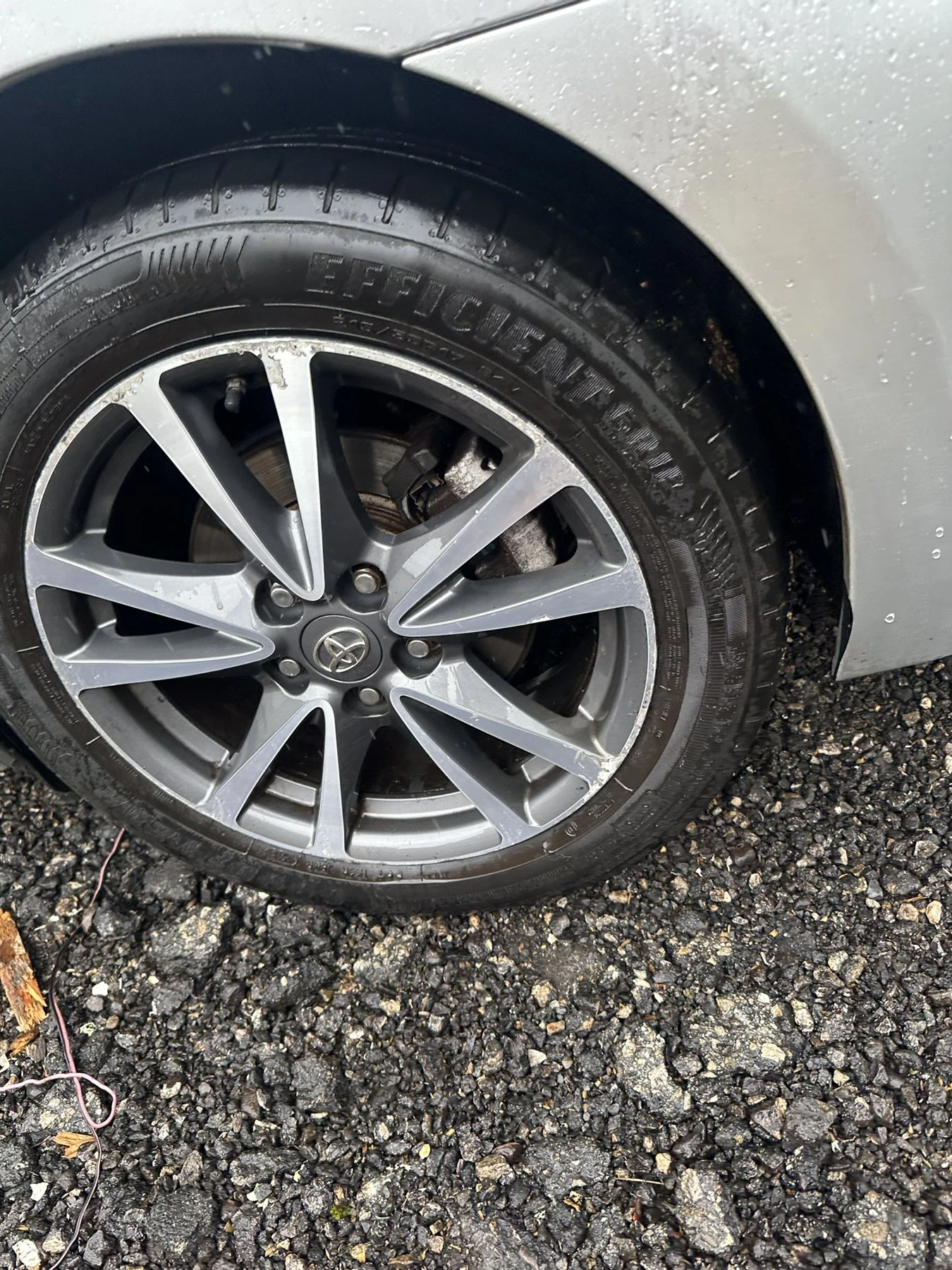 Toyota Avensis 1. 8 Valvematic 147 к. с, автоматик НА ЧАСТИ, снимка 8 - Автомобили и джипове - 52982359