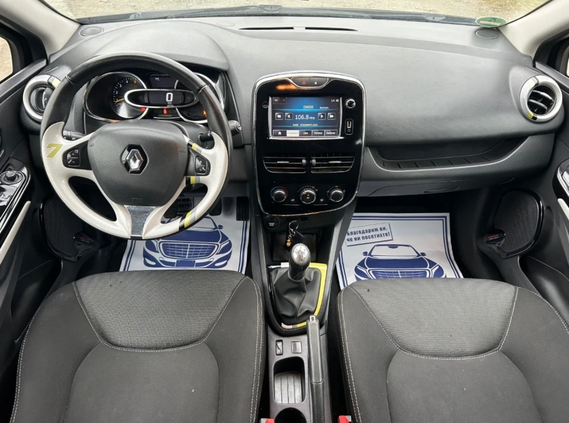 Renault Clio 1.5 - 90 кс / НАВИ / ПАРКТРОНИК / ВСИЧКИ ЕКСТРИ  - изображение 10