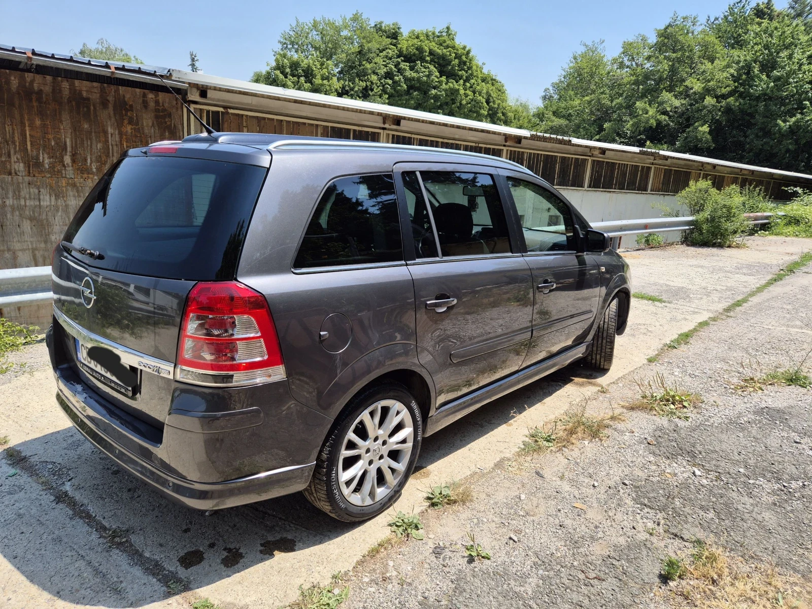 Opel Zafira 1.6турбо заводски метан+ газова уредба  - изображение 6