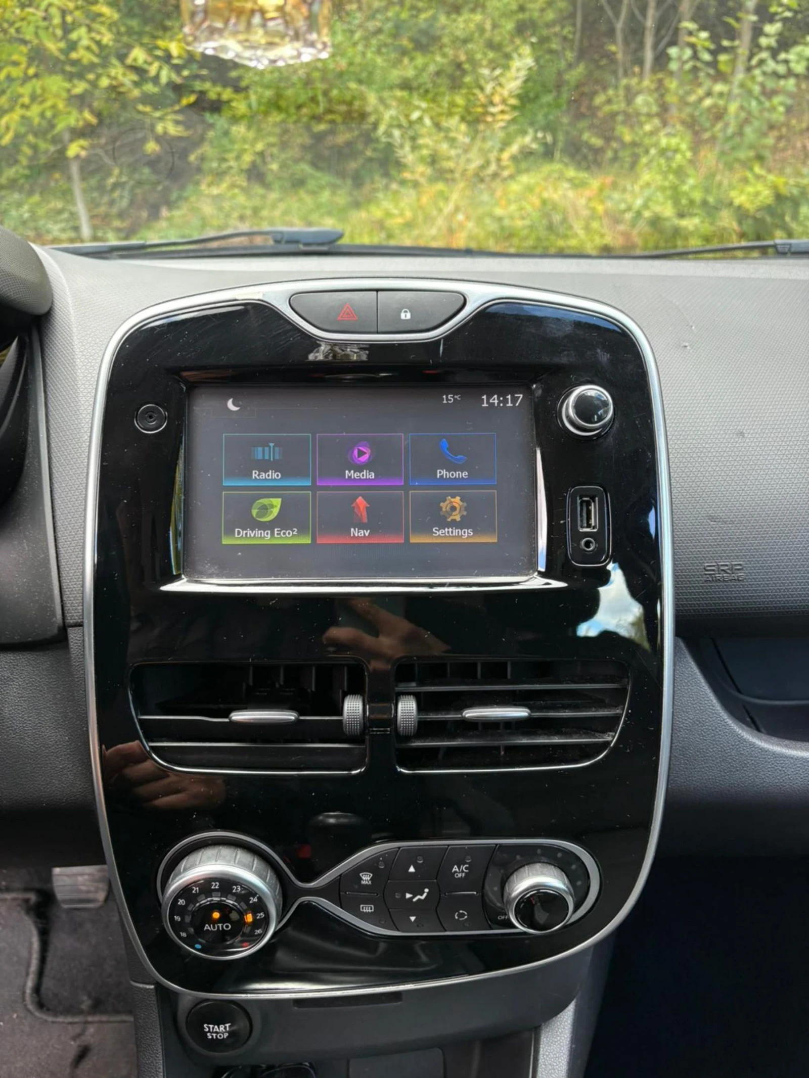Renault Clio 1.5 dci Estate eco navi, pdc - изображение 9